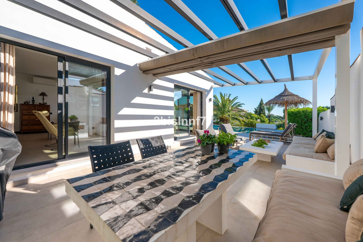 4 Bed Townhouse for sale in Elviria Costa Del Sol, Málaga, Spain