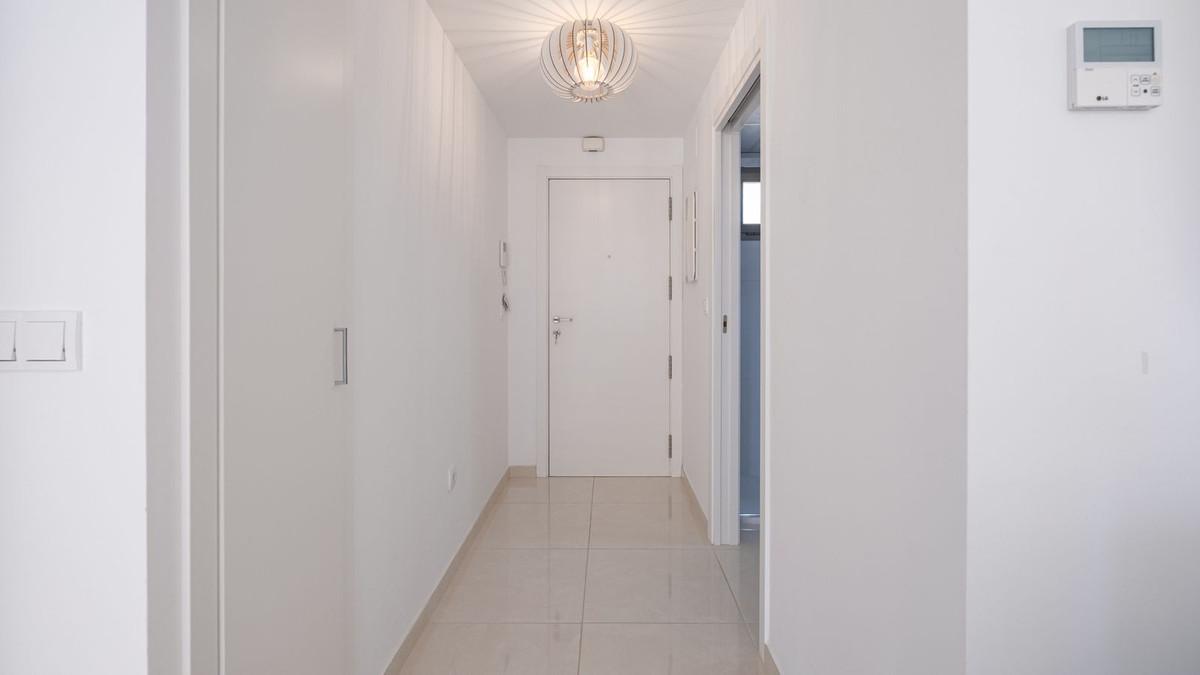 Se vende Apartamento Planta Media de 2 dormitorios en Costa Blanca, Alicante, España