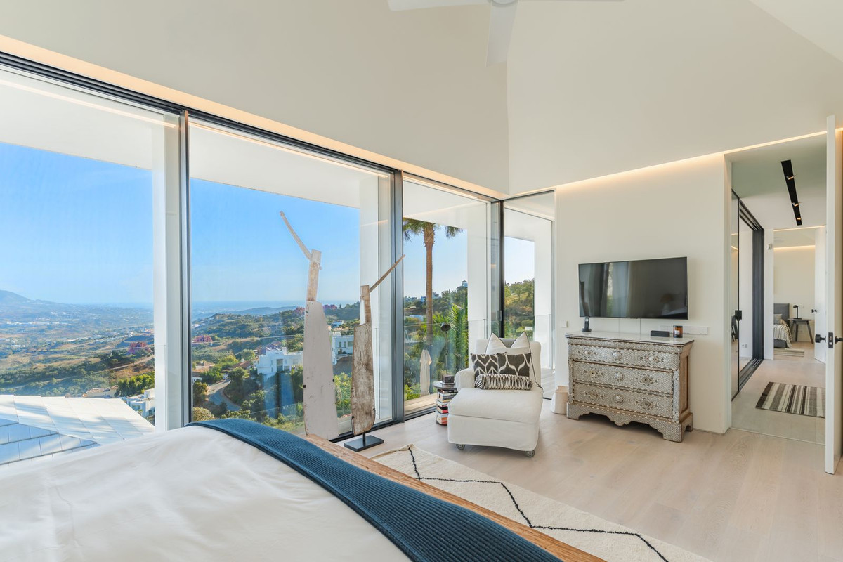 Se vende Villa - Chalet de 6 dormitorios en Costa Del Sol, Málaga, España