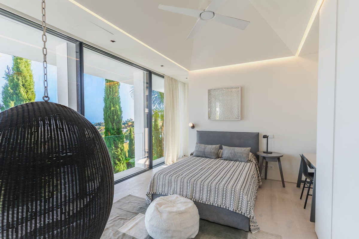 Se vende Villa - Chalet de 6 dormitorios en Costa Del Sol, Málaga, España