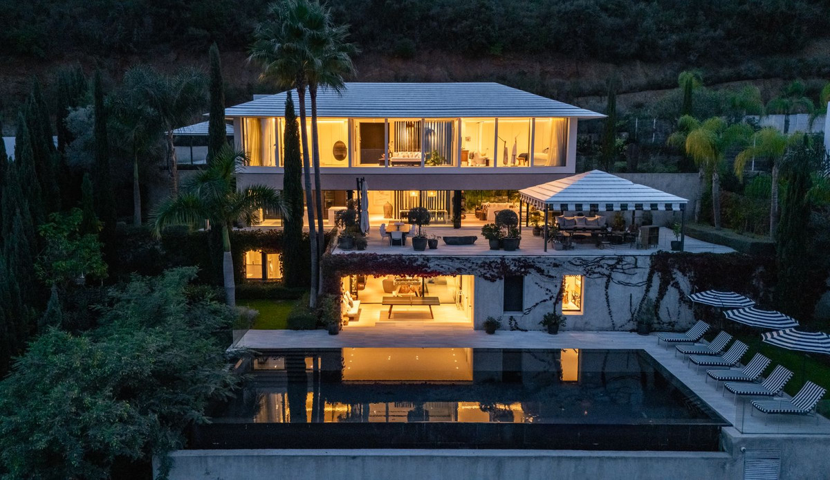 Se vende Villa - Chalet de 6 dormitorios en Costa Del Sol, Málaga, España
