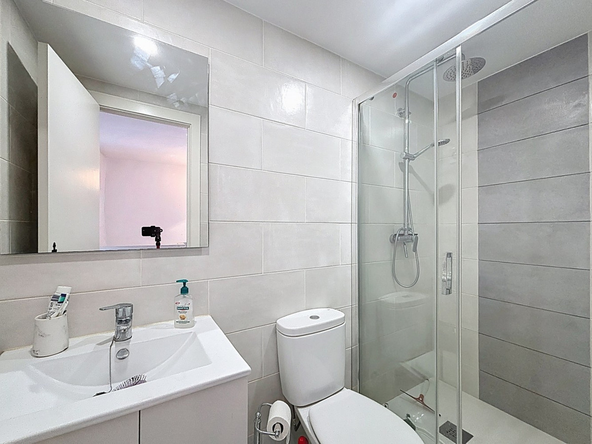 Se vende Pareada de 3 dormitorios en Costa Del Sol East, Málaga, España
