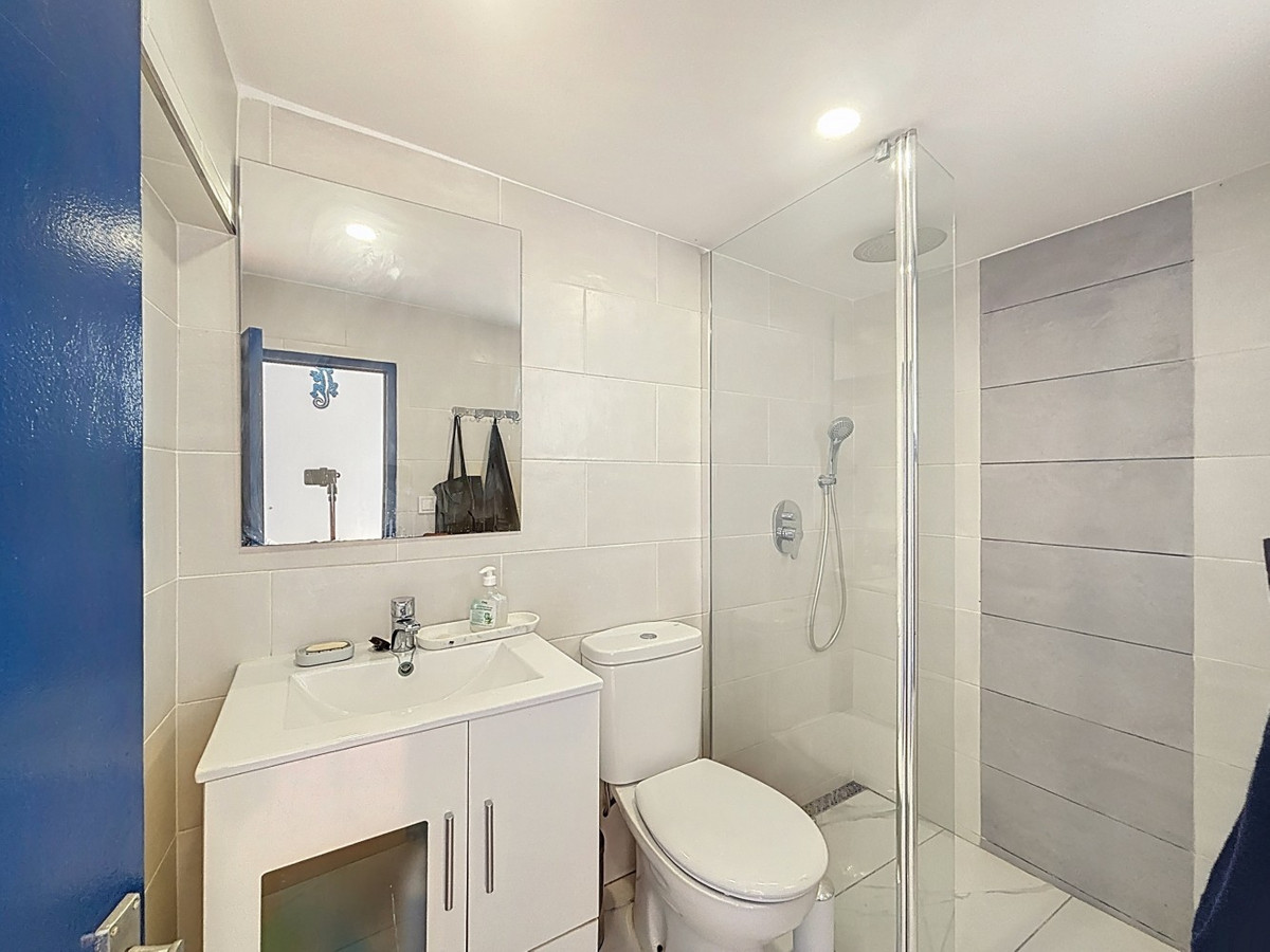 Se vende Pareada de 3 dormitorios en Costa Del Sol East, Málaga, España