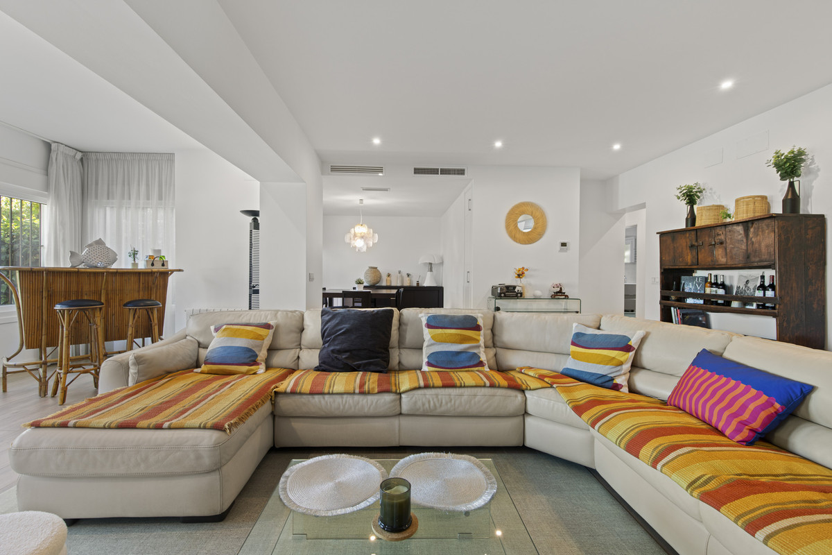 4 Bed Townhouse for sale in Guadalmina Alta Costa Del Sol, Málaga, Spain