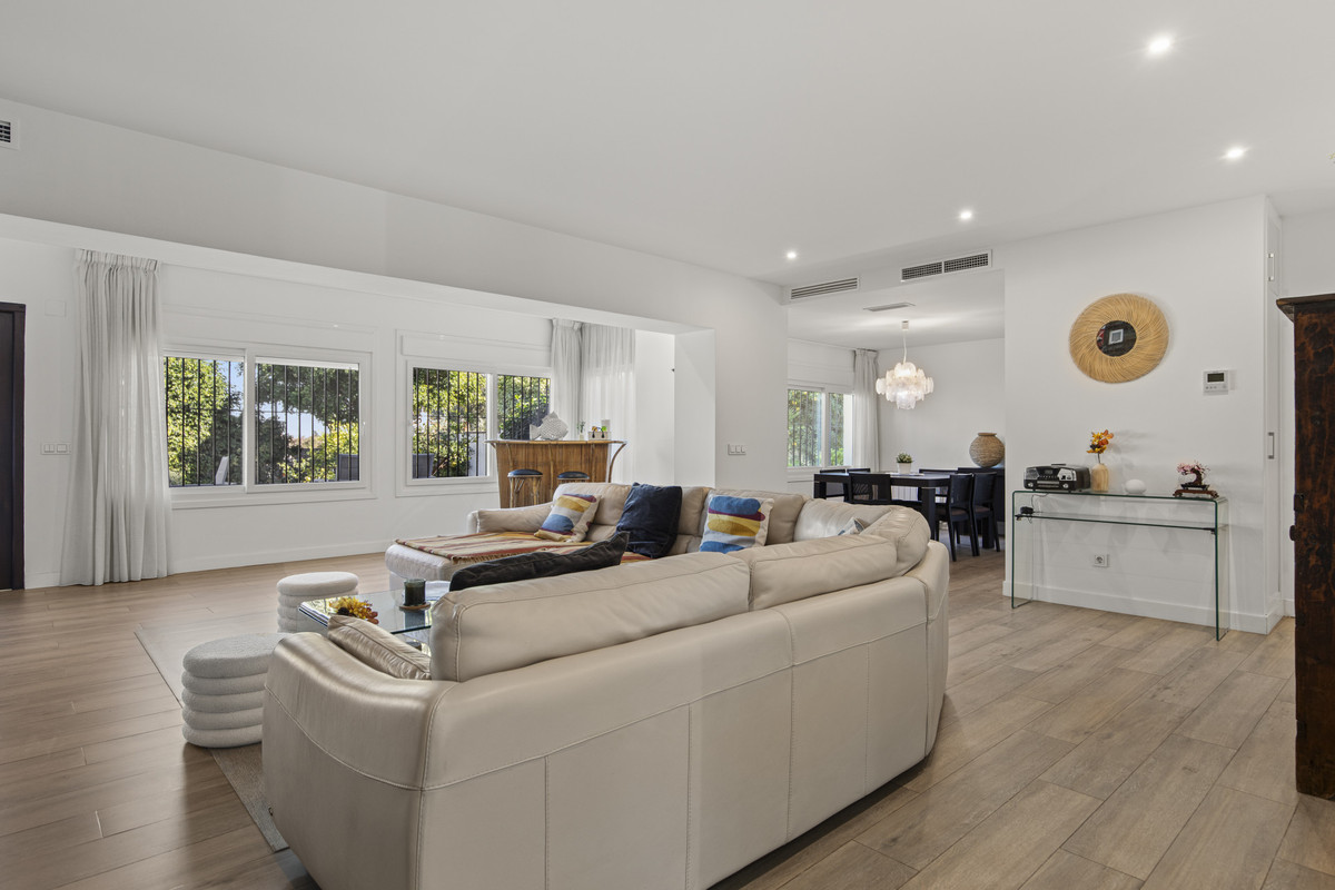4 Bed Townhouse for sale in Guadalmina Alta Costa Del Sol, Málaga, Spain