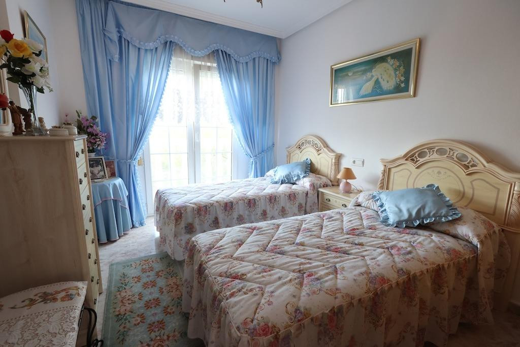 5 Bed Townhouse for sale in Orihuela Costa Costa Blanca, Alicante, Spain