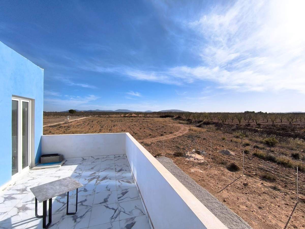 4 Bed Townhouse for sale in Pinoso Costa Blanca, Alicante, Spain