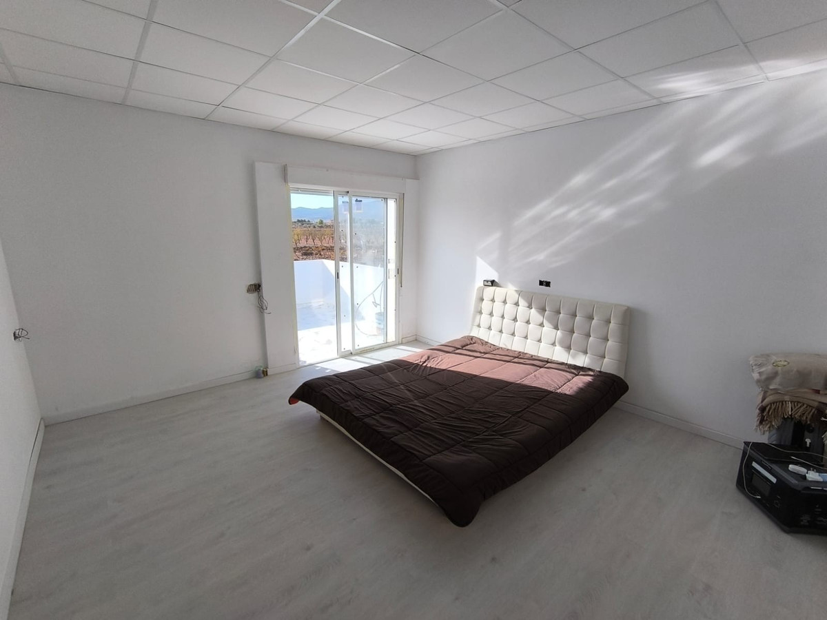 4 Bed Townhouse for sale in Pinoso Costa Blanca, Alicante, Spain