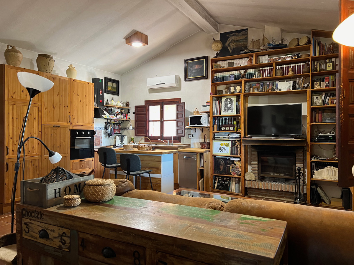 Se vende Villa - Chalet de 3 dormitorios en Costa Del Sol East, Málaga, España