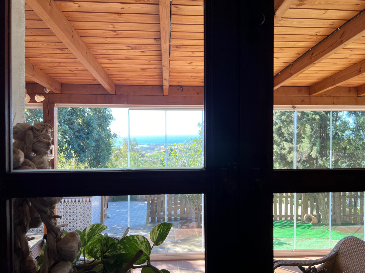 Se vende Villa - Chalet de 3 dormitorios en Costa Del Sol East, Málaga, España