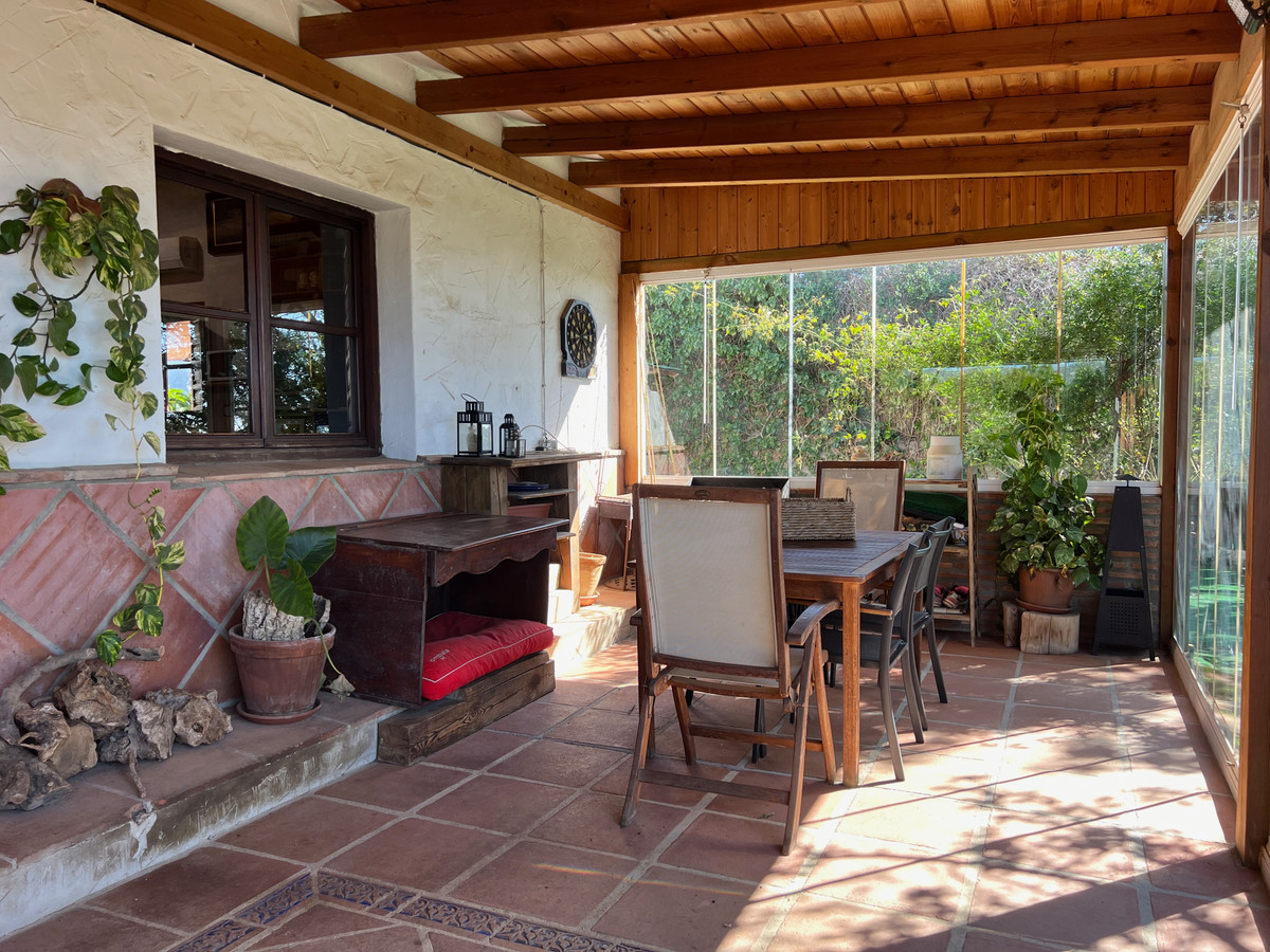 Se vende Villa - Chalet de 3 dormitorios en Costa Del Sol East, Málaga, España