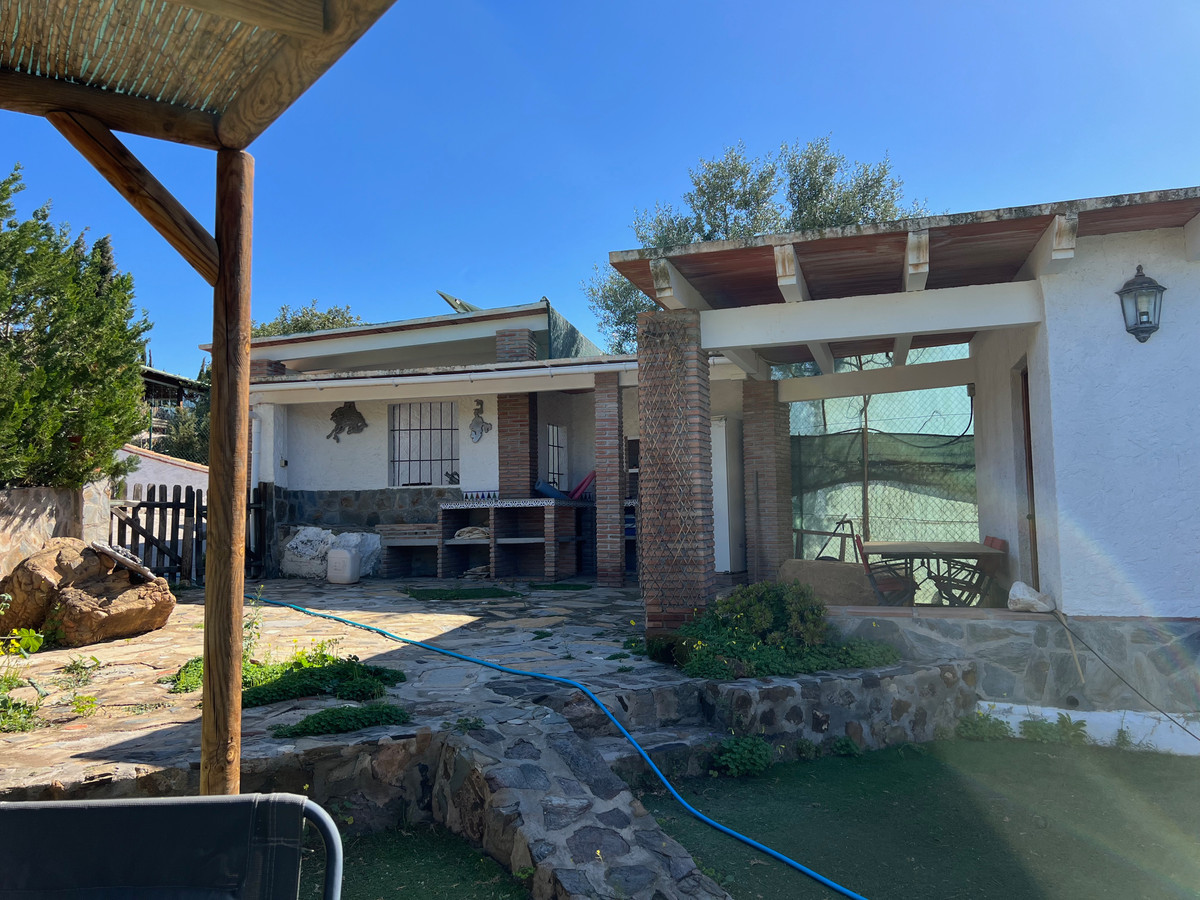 Se vende Villa - Chalet de 3 dormitorios en Costa Del Sol East, Málaga, España