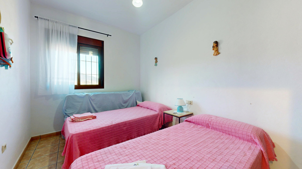 4 Bed Plots for sale in Ronda Costa Del Sol, Málaga, Spain