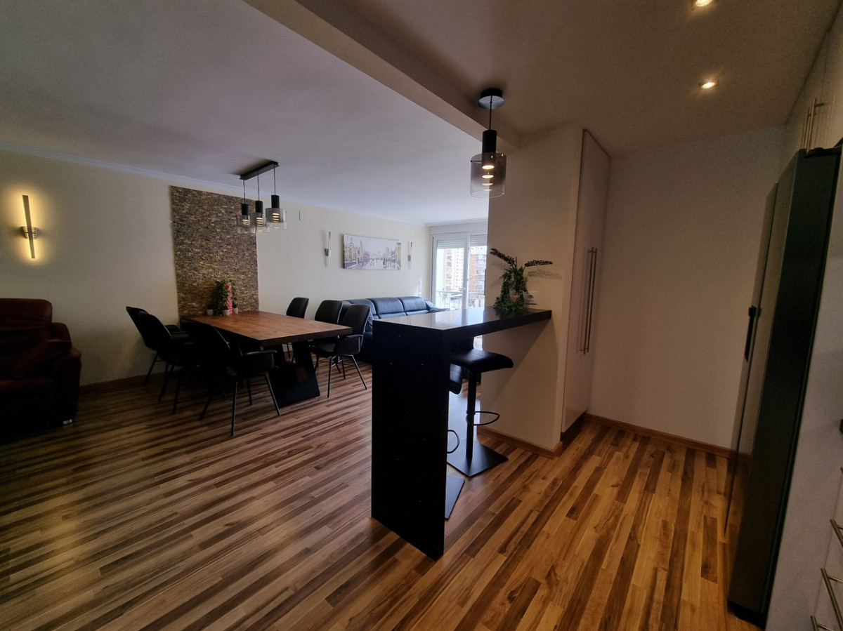 Se vende Apartamento Planta Media de 2 dormitorios en Costa Blanca, Alicante, España