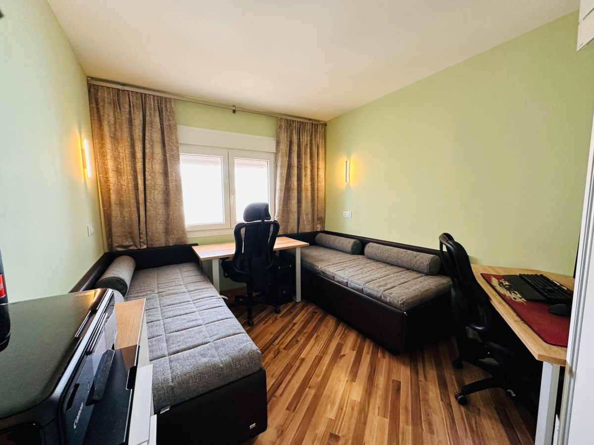 Se vende Apartamento Planta Media de 2 dormitorios en Costa Blanca, Alicante, España