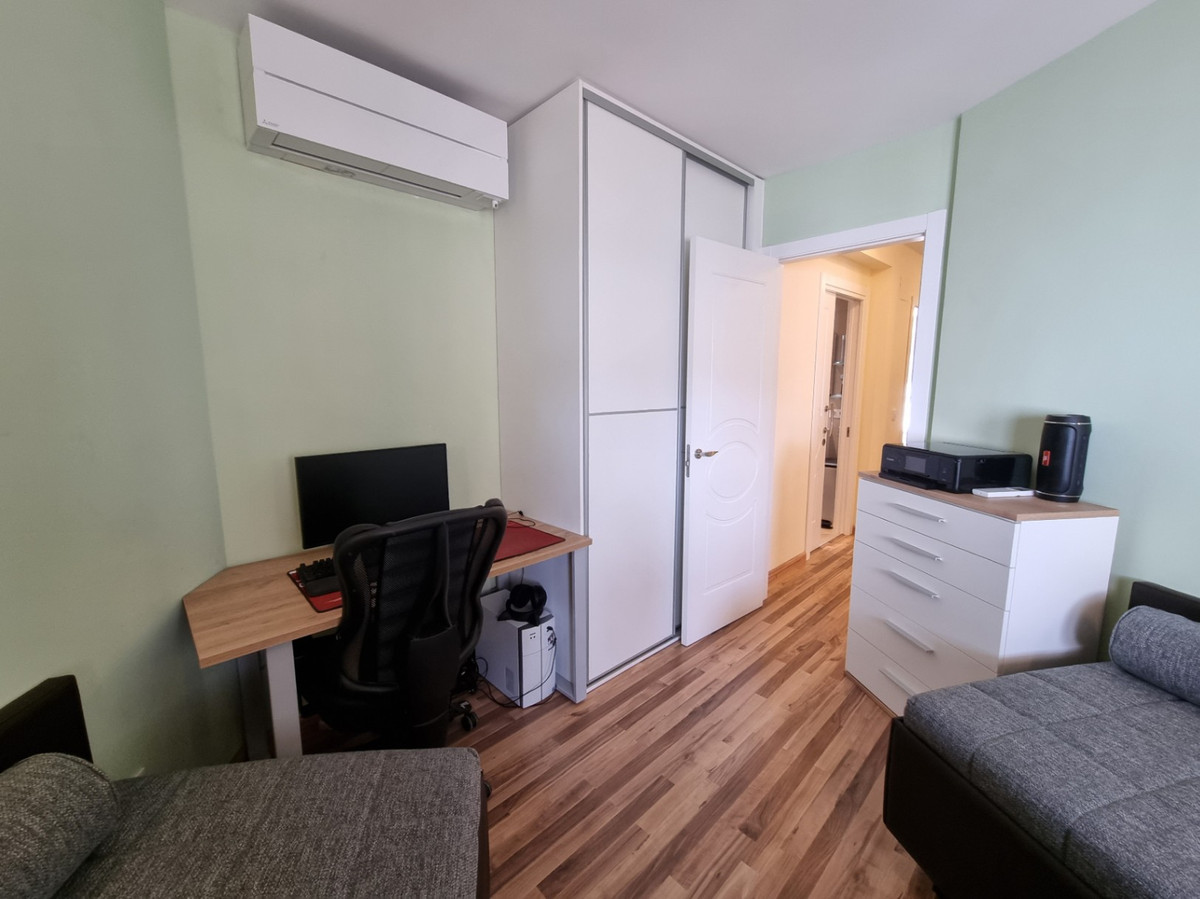 Se vende Apartamento Planta Media de 2 dormitorios en Costa Blanca, Alicante, España
