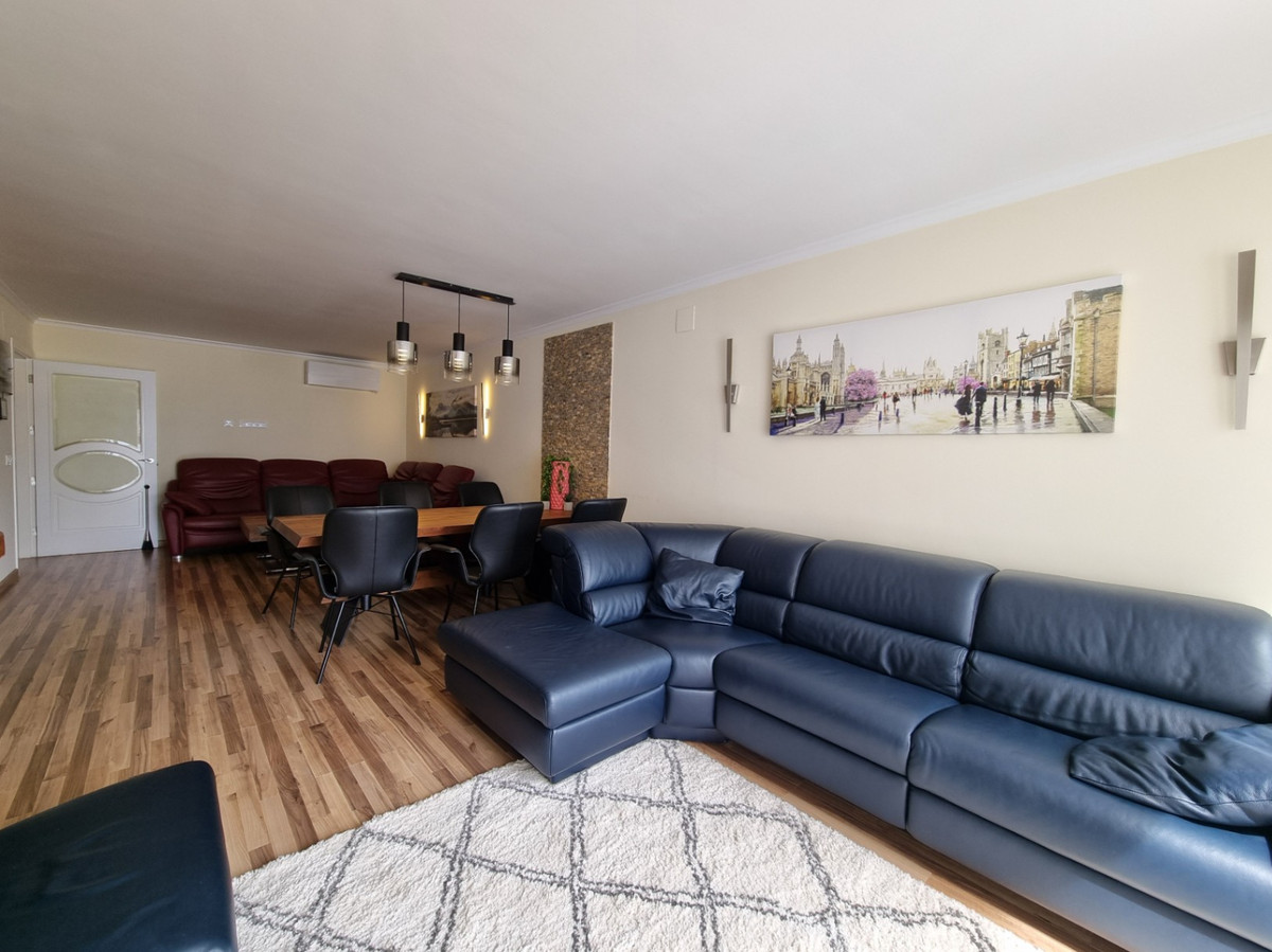 Se vende Apartamento Planta Media de 2 dormitorios en Costa Blanca, Alicante, España