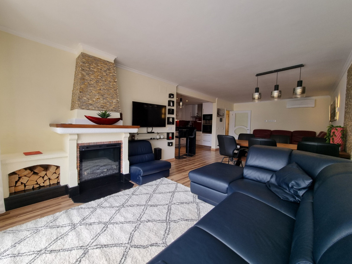 Se vende Apartamento Planta Media de 2 dormitorios en Costa Blanca, Alicante, España