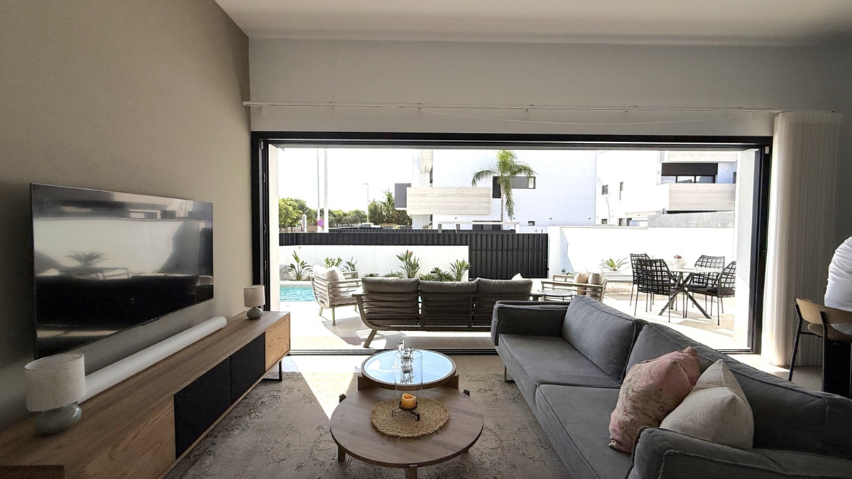 3 Bed Apartment for sale in Pilar De La Horadada Costa Blanca, Alicante, Spain