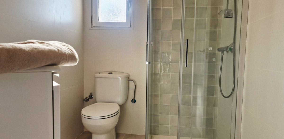 3 Bed Townhouse for sale in Arenas Costa Del Sol East, Málaga, Spain