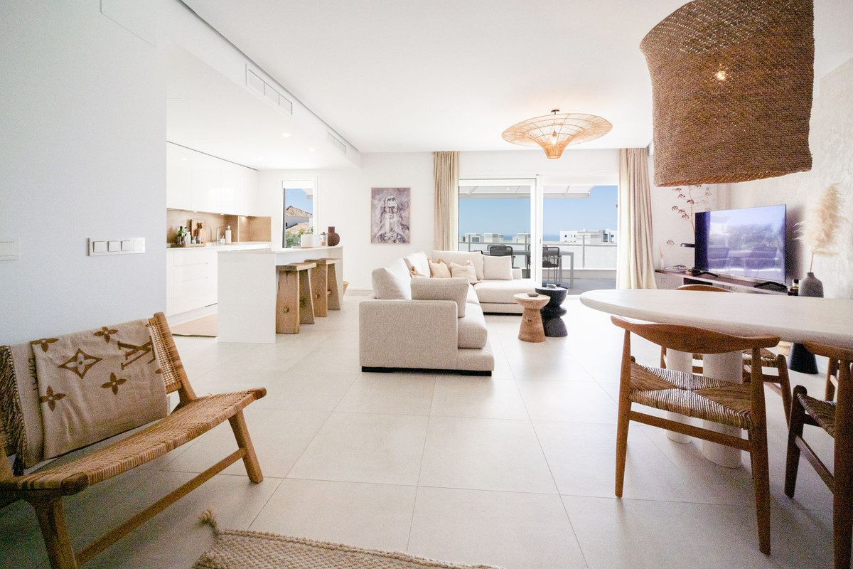 3 Bed Apartment for sale in Altos De Los Monteros Costa Del Sol, Málaga, Spain