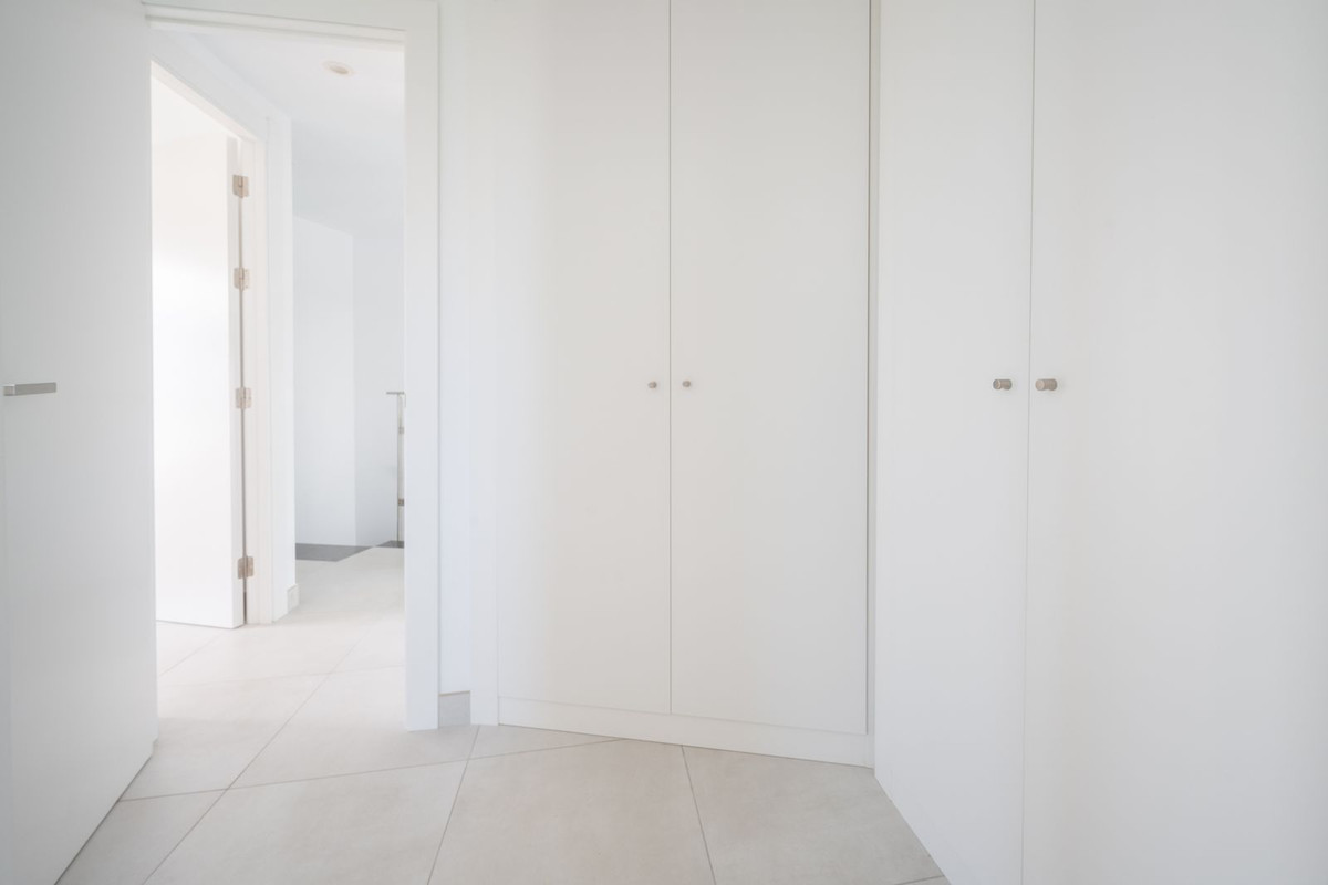 3 Bed Apartment for sale in Altos De Los Monteros Costa Del Sol, Málaga, Spain