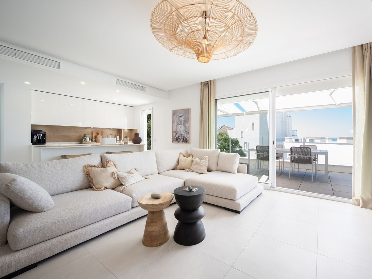 3 Bed Apartment for sale in Altos De Los Monteros Costa Del Sol, Málaga, Spain