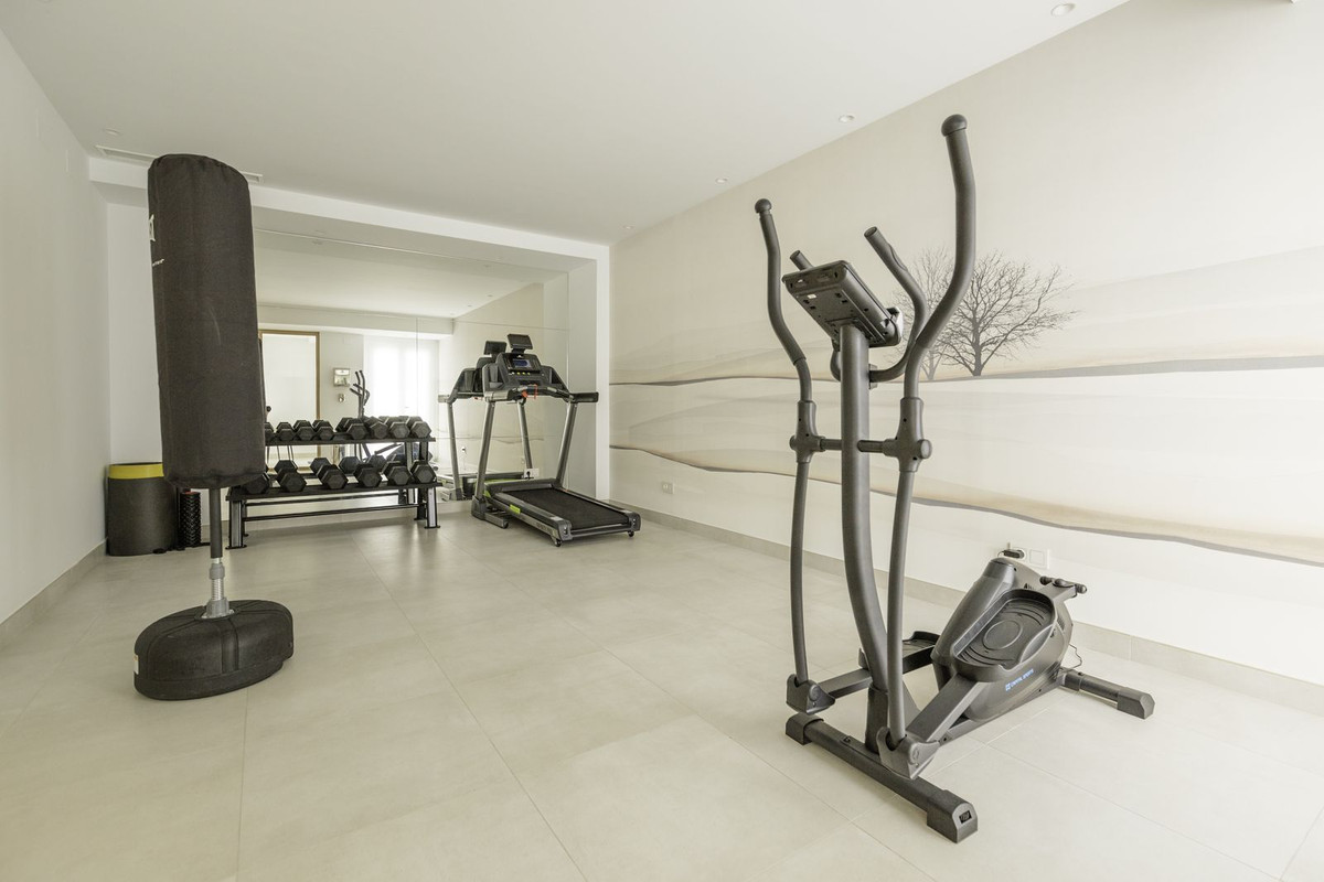 3 Bed Apartment for sale in Altos De Los Monteros Costa Del Sol, Málaga, Spain