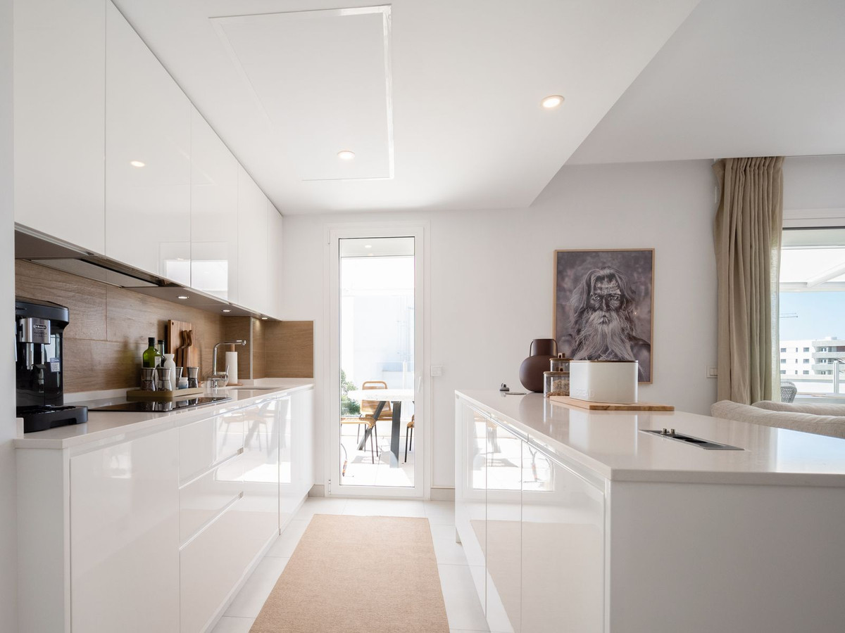 3 Bed Apartment for sale in Altos De Los Monteros Costa Del Sol, Málaga, Spain