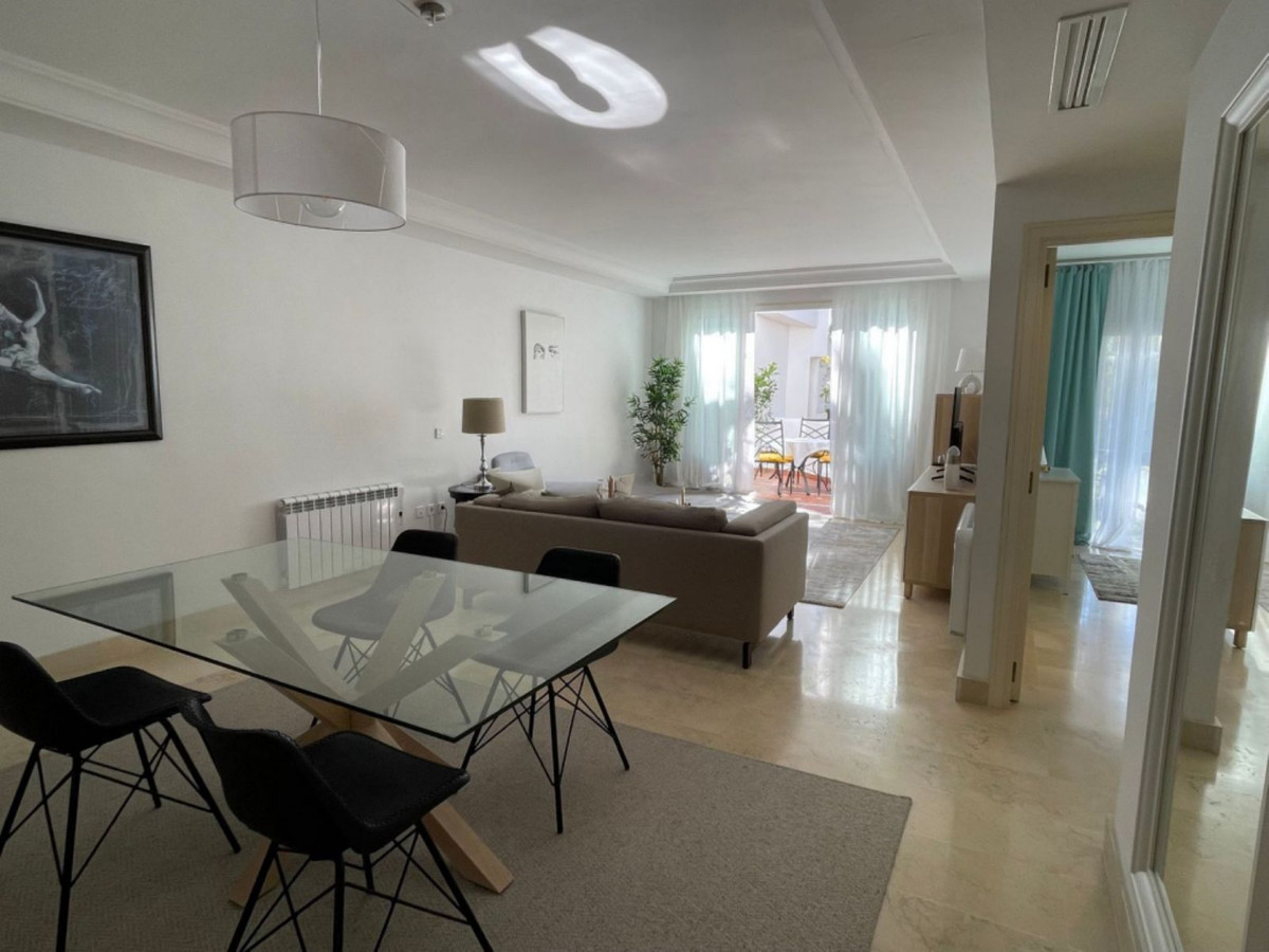 2 Bed Apartment for sale in Nueva Andalucía Costa Del Sol, Málaga, Spain