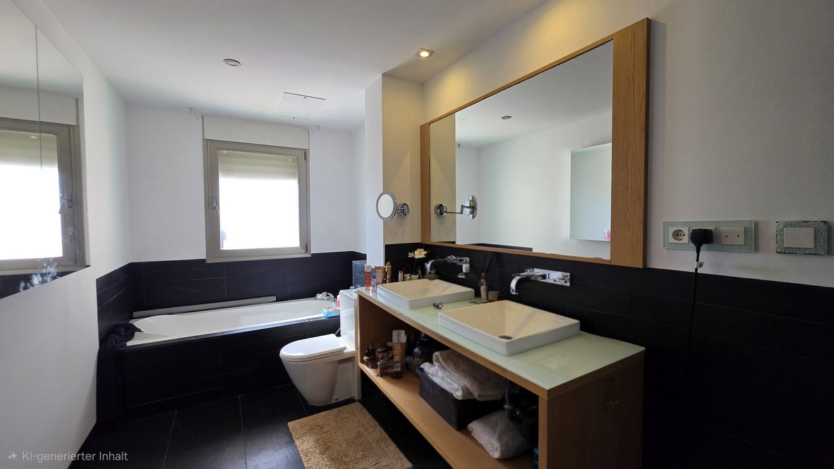 3 Bed Apartment for sale in Benahavís Costa Del Sol, Málaga, Spain