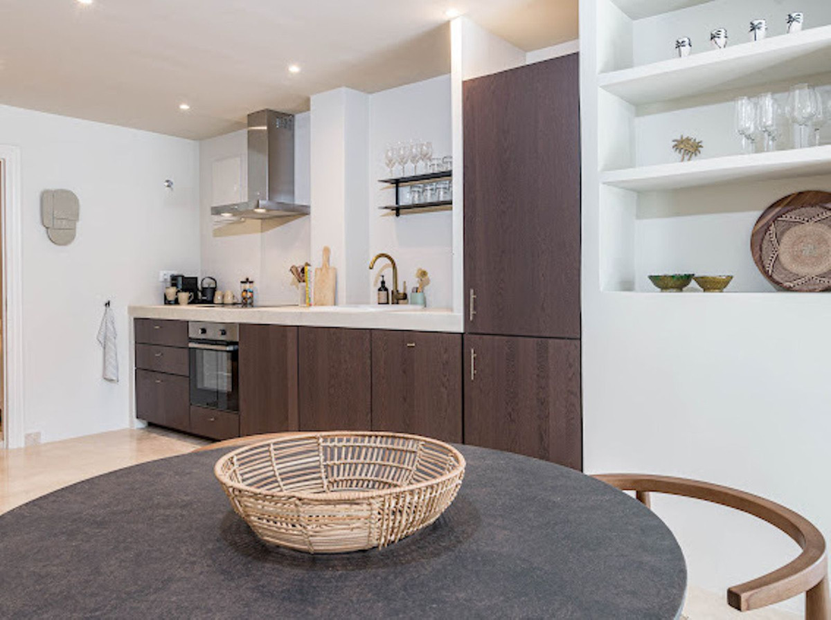 2 Bed Apartment for sale in Nueva Andalucía Costa Del Sol, Málaga, Spain