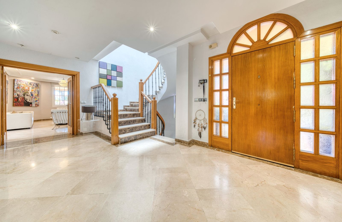 4 Bed Townhouse for sale in El Coto Costa Del Sol, Málaga, Spain