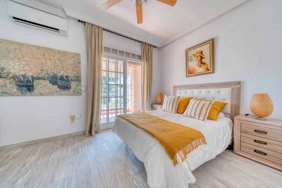 4 Bed Townhouse for sale in El Coto Costa Del Sol, Málaga, Spain