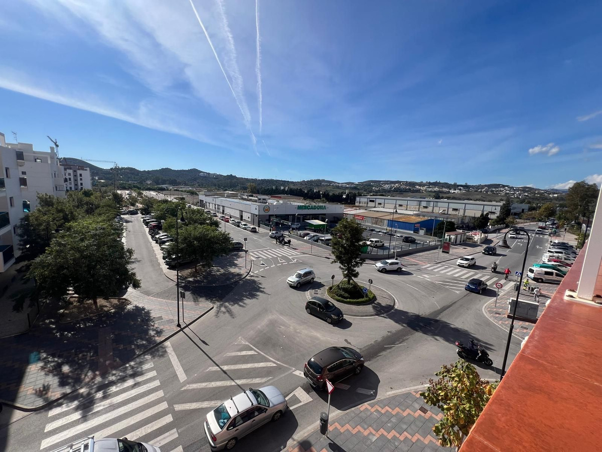 2 Bed Apartment for sale in Las Lagunas Costa Del Sol, Málaga, Spain