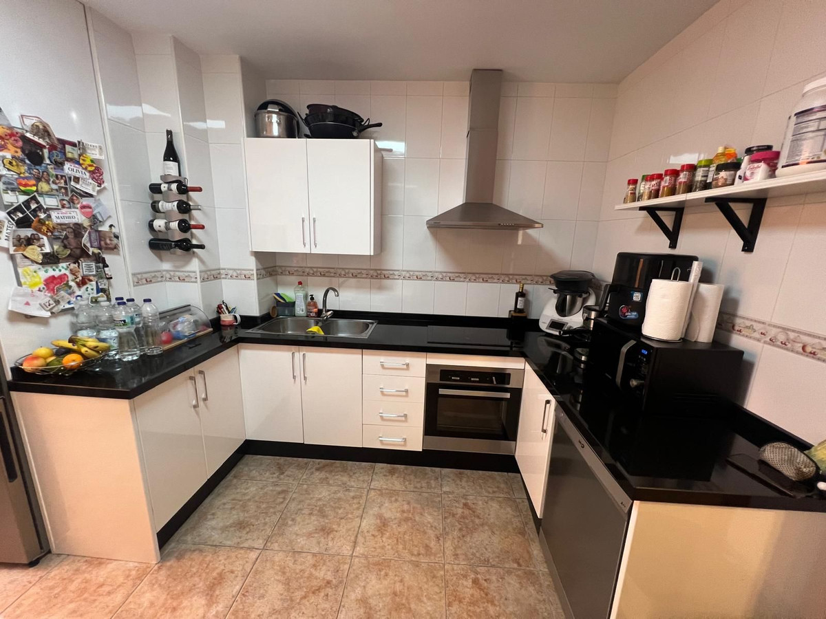 2 Bed Apartment for sale in Las Lagunas Costa Del Sol, Málaga, Spain
