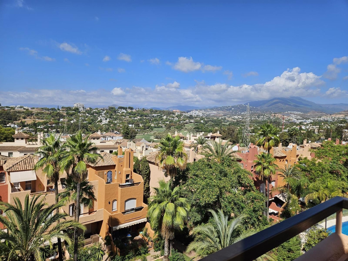 3 Bed Townhouse for sale in Atalaya Costa Del Sol, Málaga, Spain