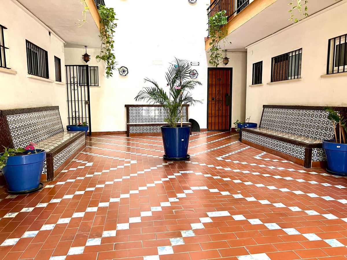 1 Bed Apartment for sale in Fuengirola Costa Del Sol, Málaga, Spain