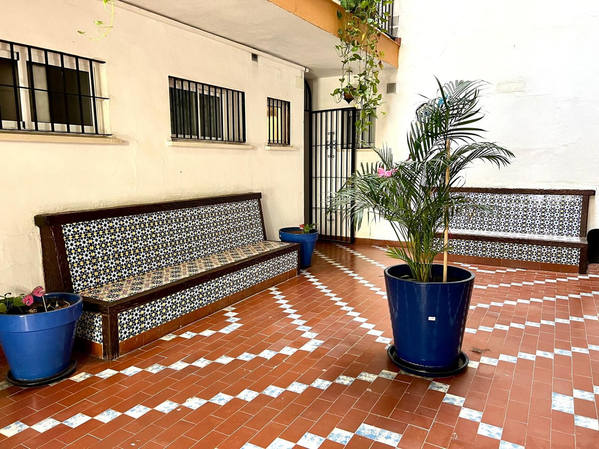 1 Bed Apartment for sale in Fuengirola Costa Del Sol, Málaga, Spain
