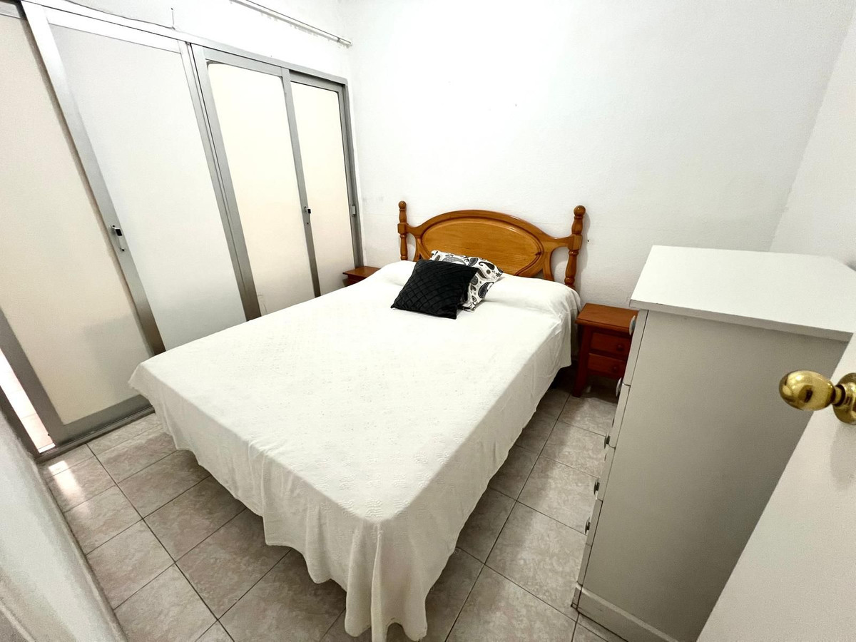 1 Bed Apartment for sale in Fuengirola Costa Del Sol, Málaga, Spain