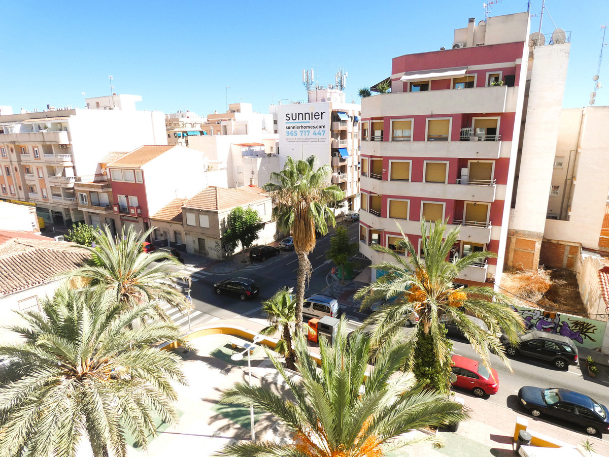 3 Bed Apartment for sale in Torrevieja Costa Blanca, Alicante, Spain