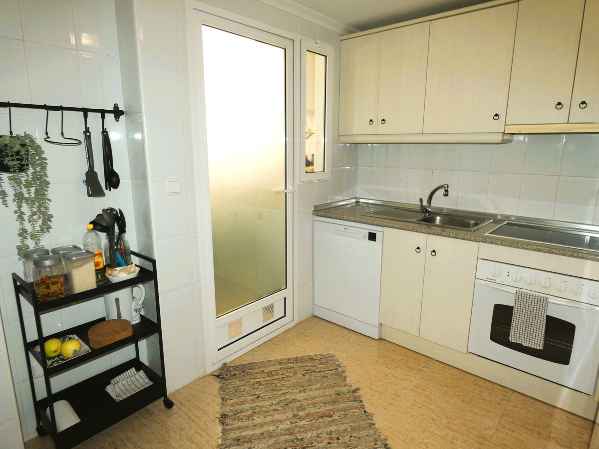 3 Bed Apartment for sale in Torrevieja Costa Blanca, Alicante, Spain