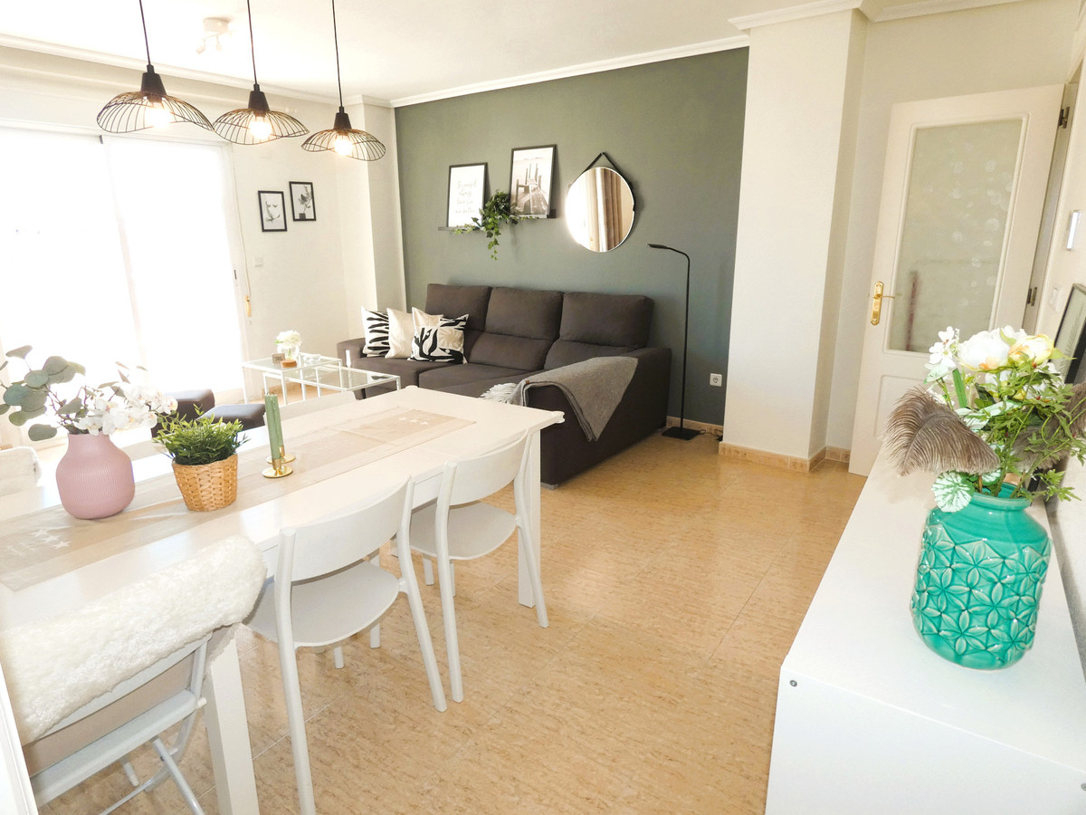 3 Bed Apartment for sale in Torrevieja Costa Blanca, Alicante, Spain