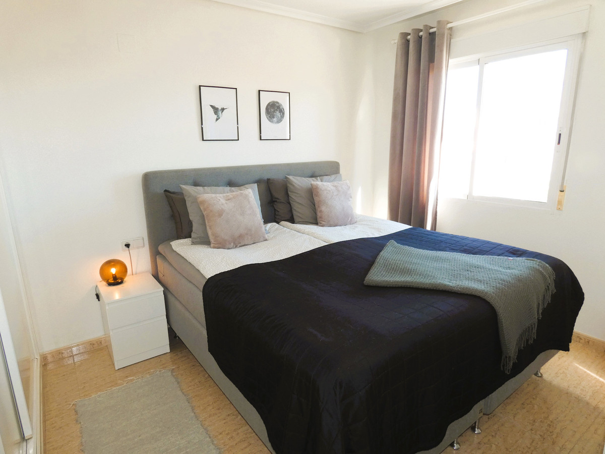 3 Bed Apartment for sale in Torrevieja Costa Blanca, Alicante, Spain
