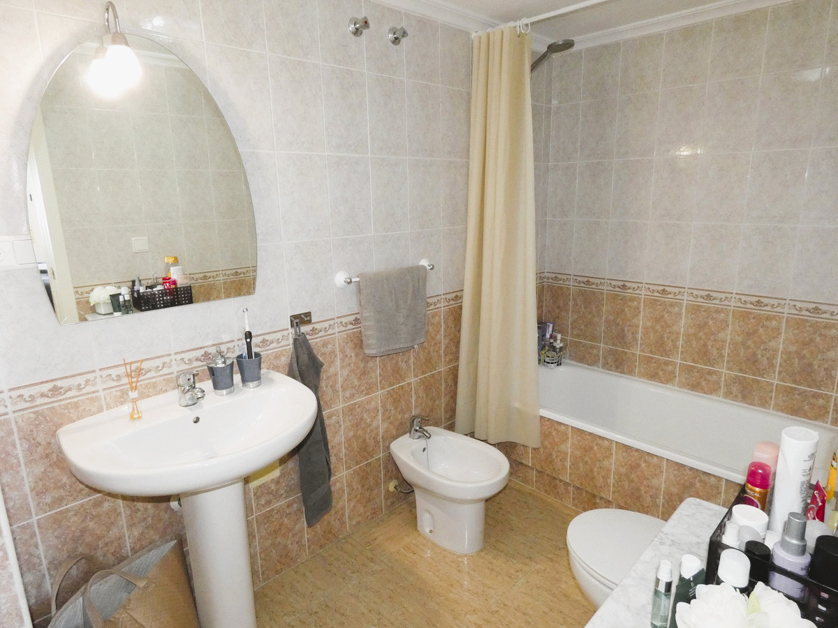 3 Bed Apartment for sale in Torrevieja Costa Blanca, Alicante, Spain