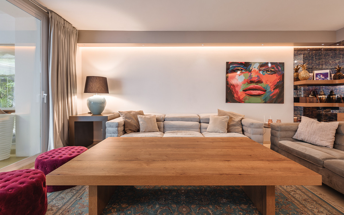 2 Bed Apartment for sale in The Golden Mile Costa Del Sol, Málaga, Spain