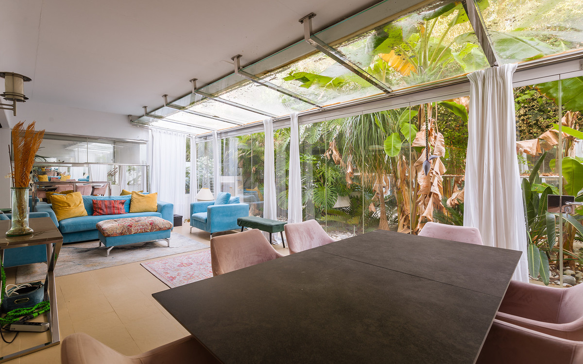 2 Bed Apartment for sale in The Golden Mile Costa Del Sol, Málaga, Spain