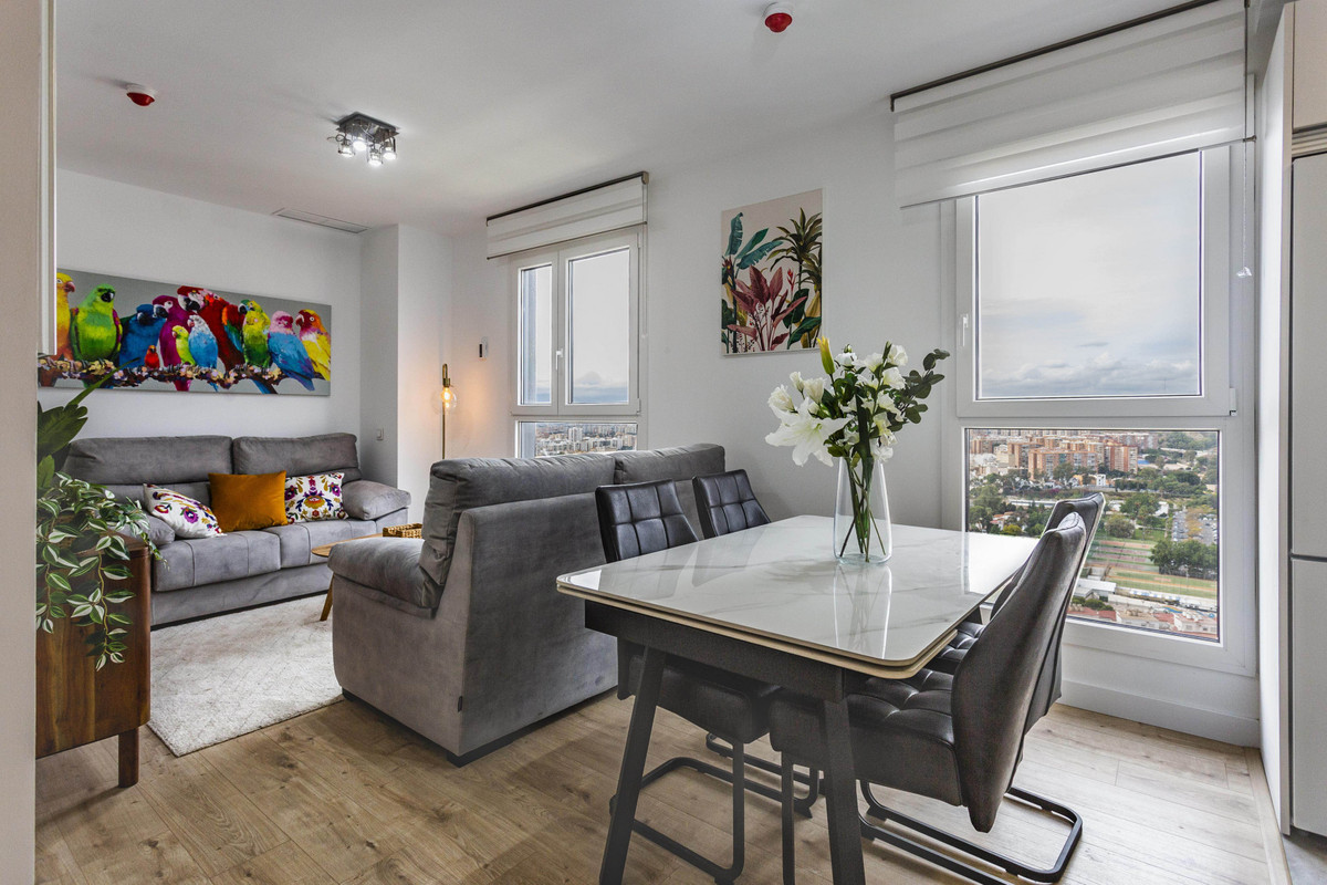 Se vende Apartamento Planta Media de 2 dormitorios en Costa Del Sol, Málaga, España