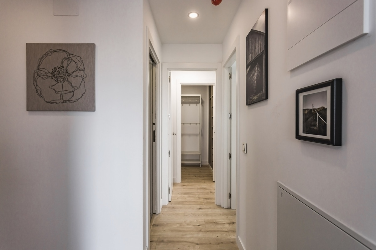 Se vende Apartamento Planta Media de 2 dormitorios en Costa Del Sol, Málaga, España