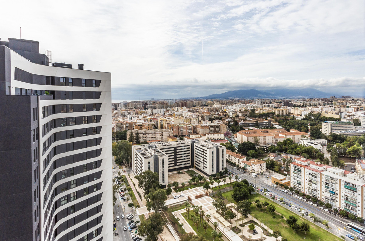 Se vende Apartamento Planta Media de 2 dormitorios en Costa Del Sol, Málaga, España